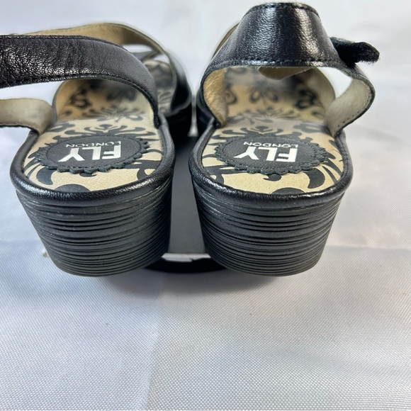 Fly London P501023000 Wedge Sandal Strap Ankle Leather Black US 8 / EU 39 - Picture 3 of 9